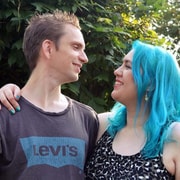 Запись: Салют суперфанатам: познакомьтесь с потрясающей парой